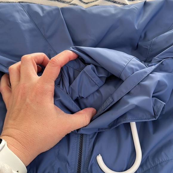 COLUMBIA RAIN JACKET - Picture 3 of 5